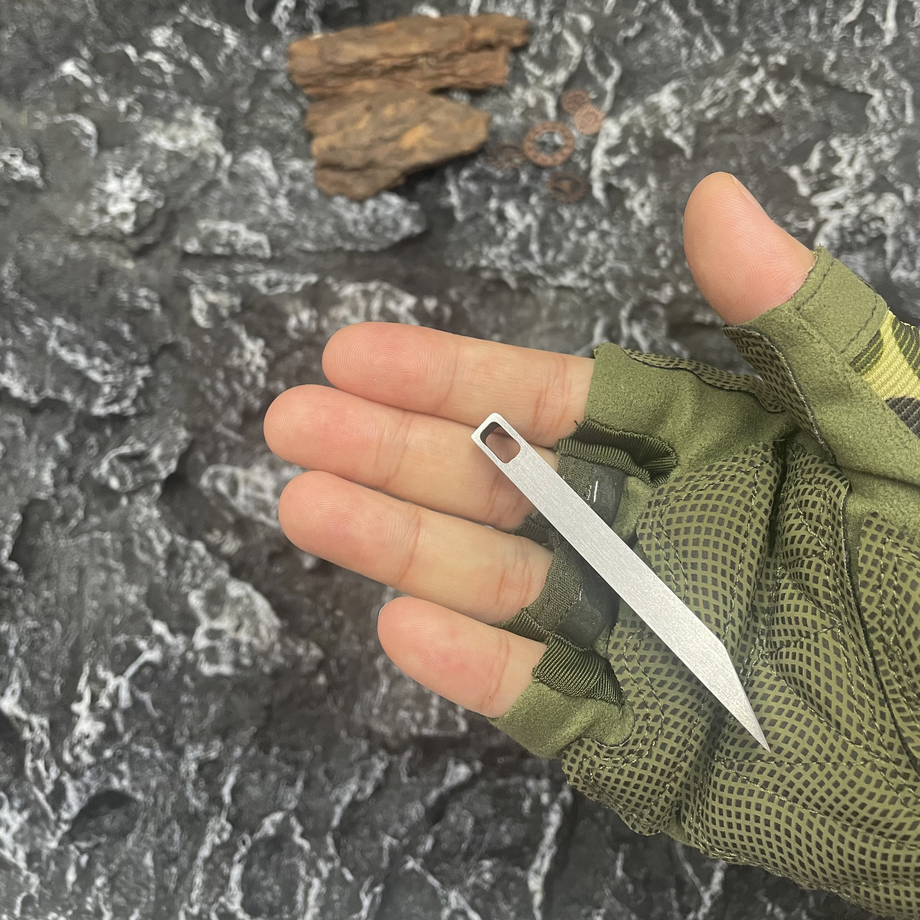 Multifunctional Bottle Opener  – Edc Carry Pants recenzja i cena